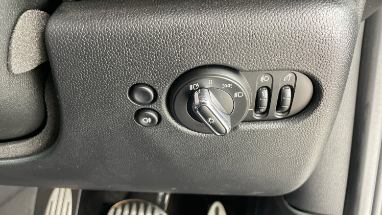 MINI Hatchback 2.0 John Cooper Works 3dr Auto Petrol Hatchback